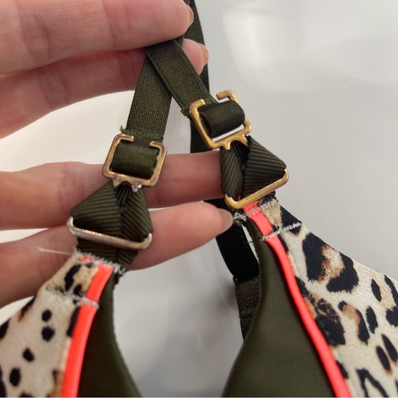 Victoria’s Secret Very Sext Push Up Green Animal Print Underwire Bra 32A - Picture 6 of 8